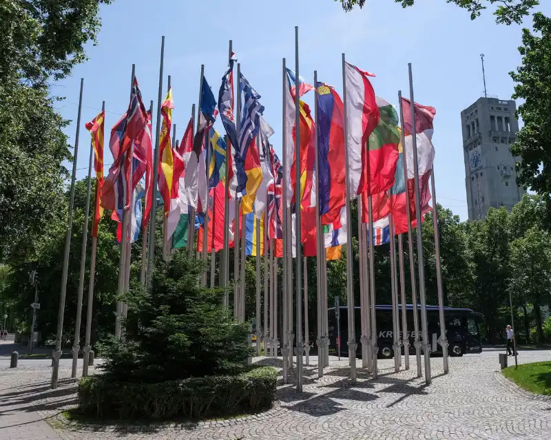 Die Kostenübernahme bei EU Bürgern ist mit Nationalem Anspruchsnachweis und EHIC möglich